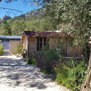  Chalet Au Petit Paradis de Tourris